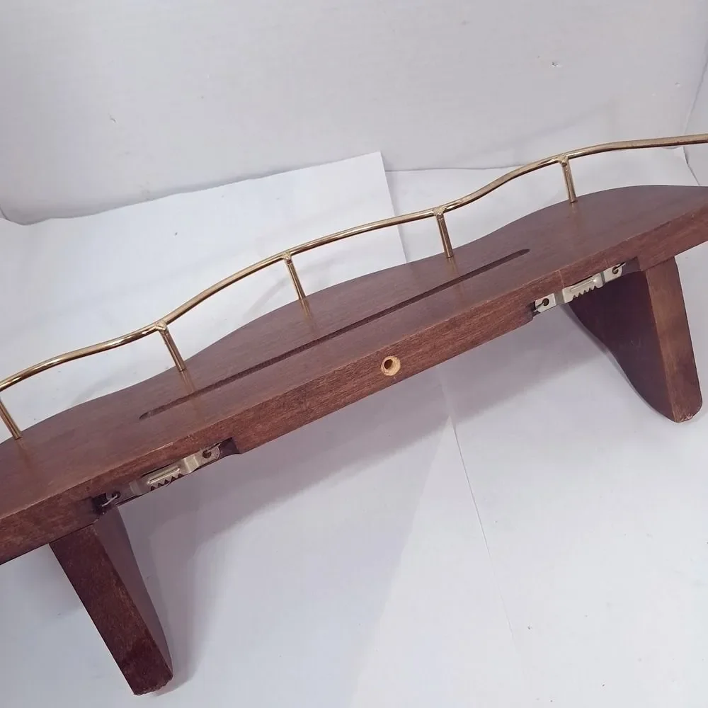 Vintage HOMCO Wood Wall Shelf 16
